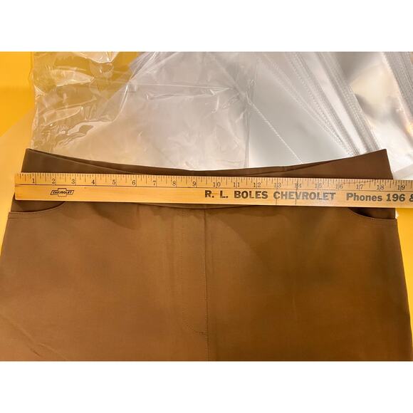 Susan Graver High Waisted Ankle Trouser Pants Brown Women's Plus Size 1X NWOT - Picture 6 of 8